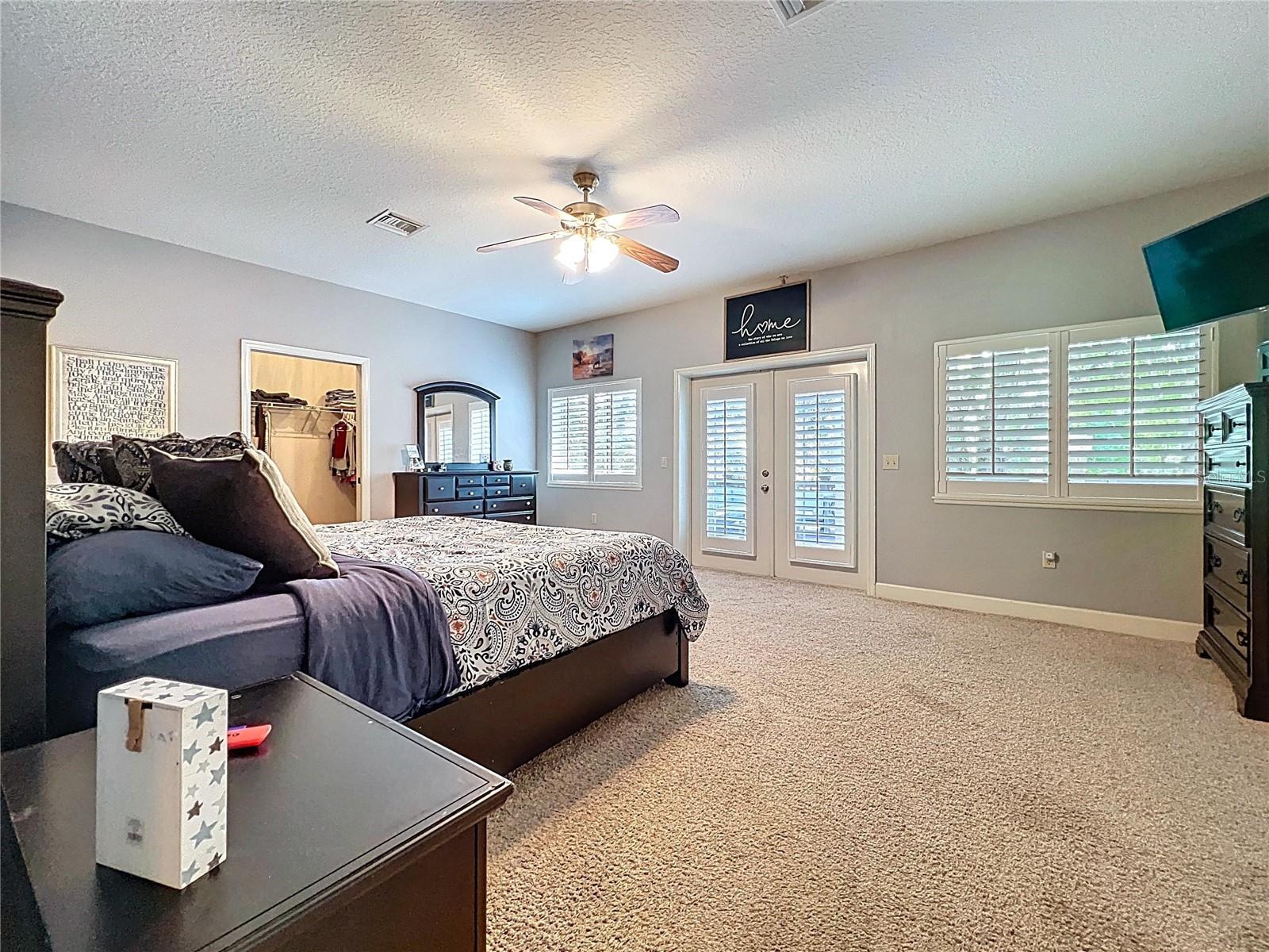 IOLA WOODS - Residential