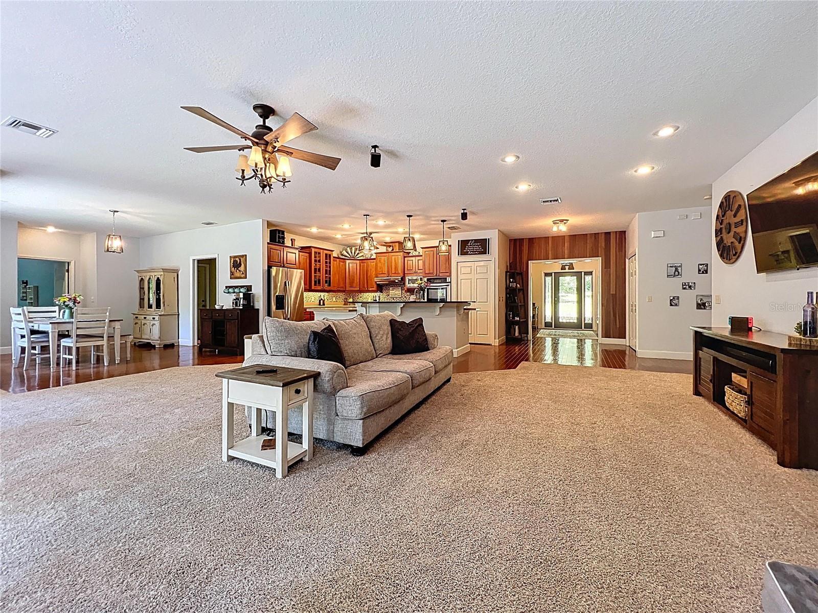 IOLA WOODS - Residential