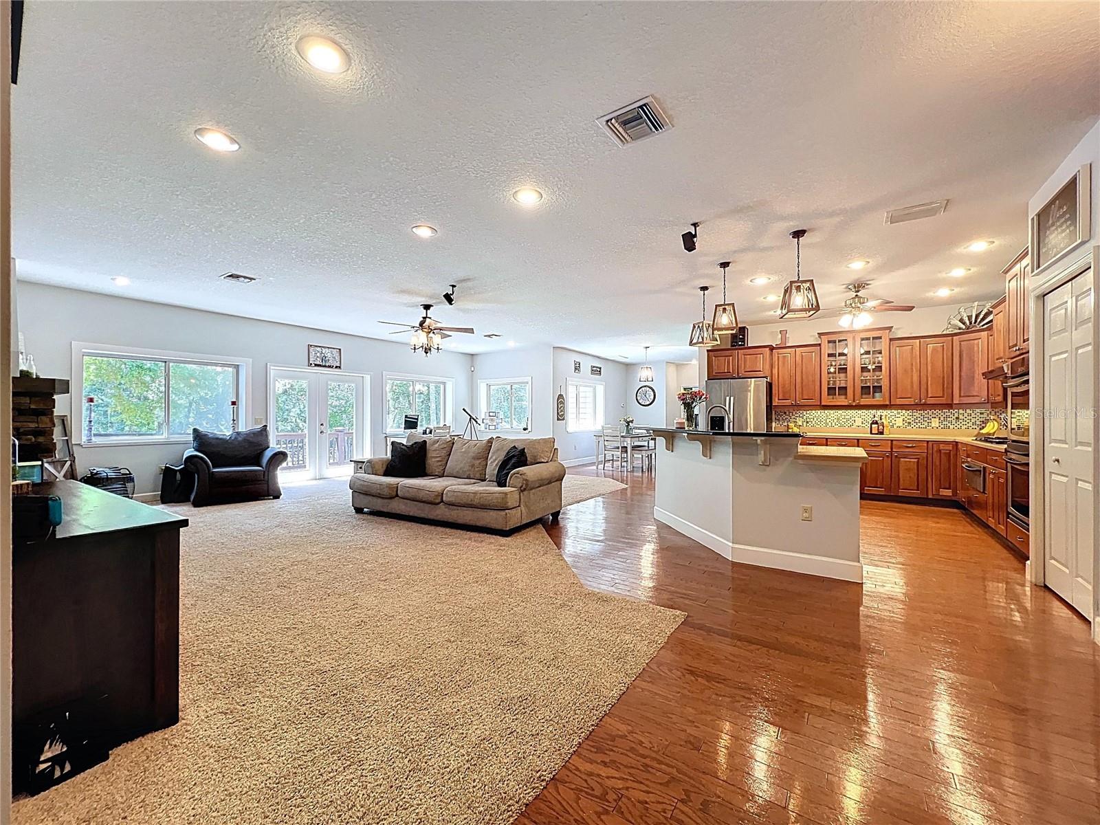 IOLA WOODS - Residential