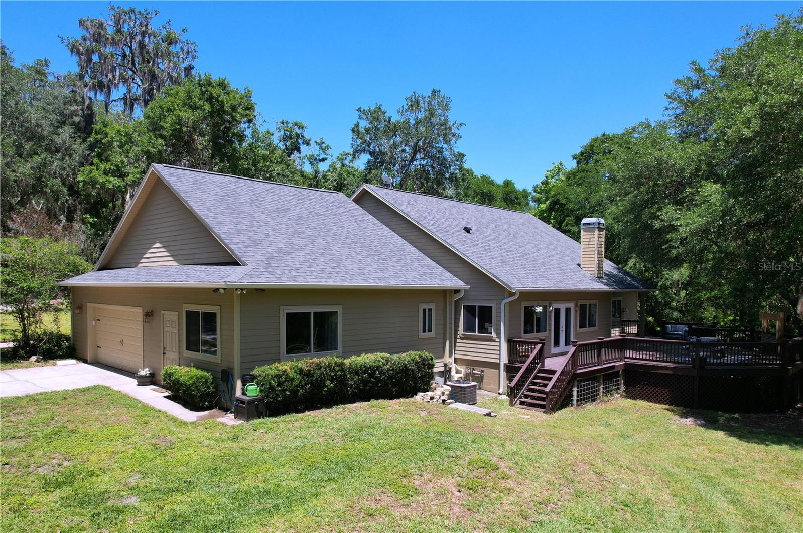 IOLA WOODS - Residential