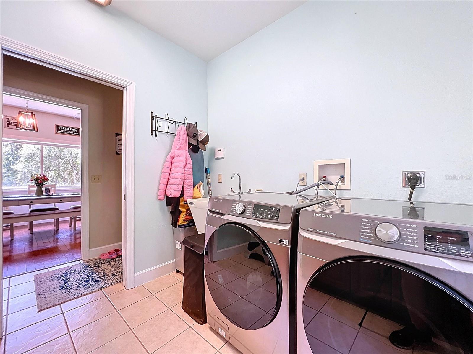 IOLA WOODS - Residential