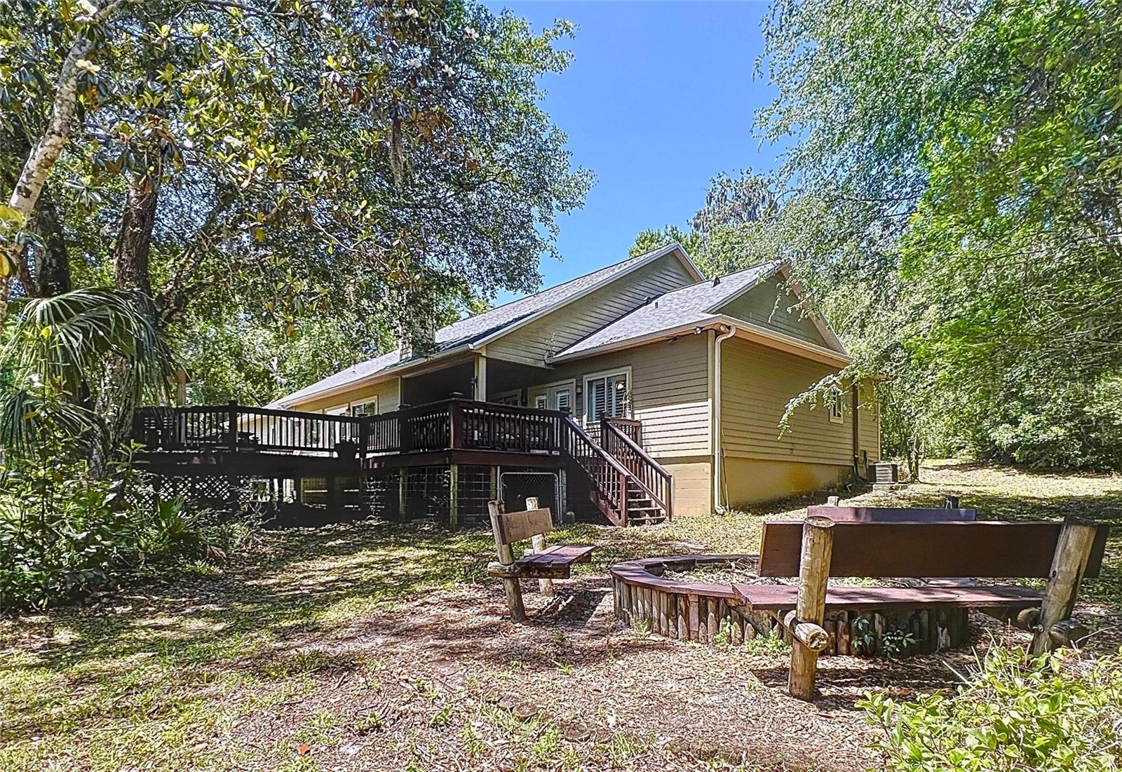 IOLA WOODS - Residential