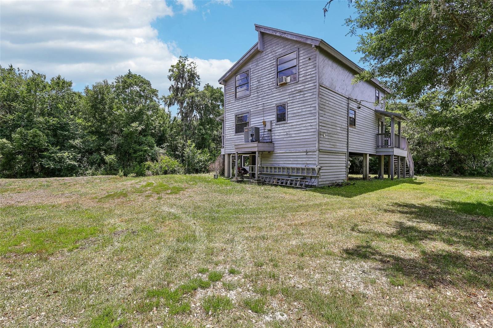 ACREAGE - Residential