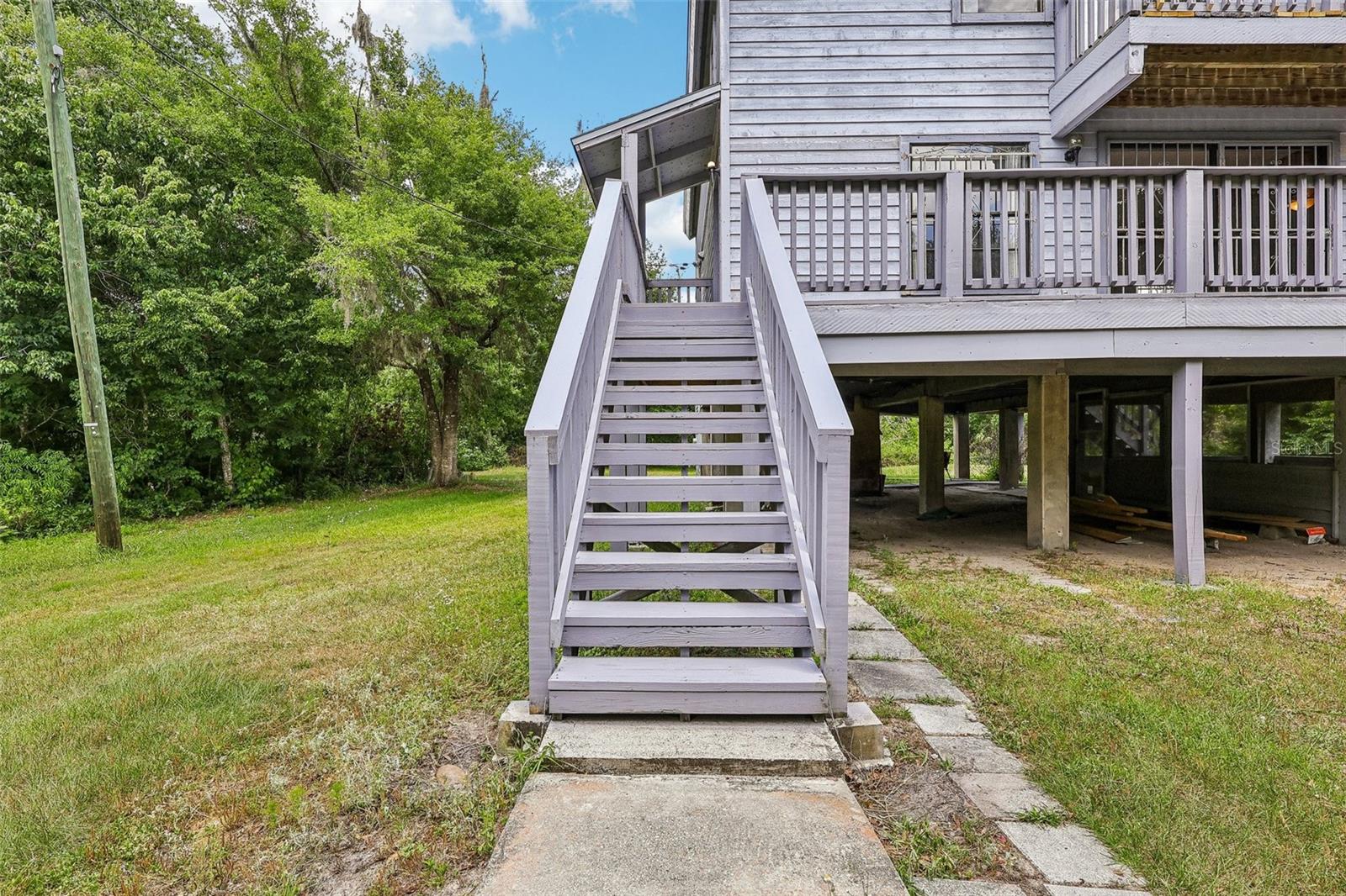 ACREAGE - Residential