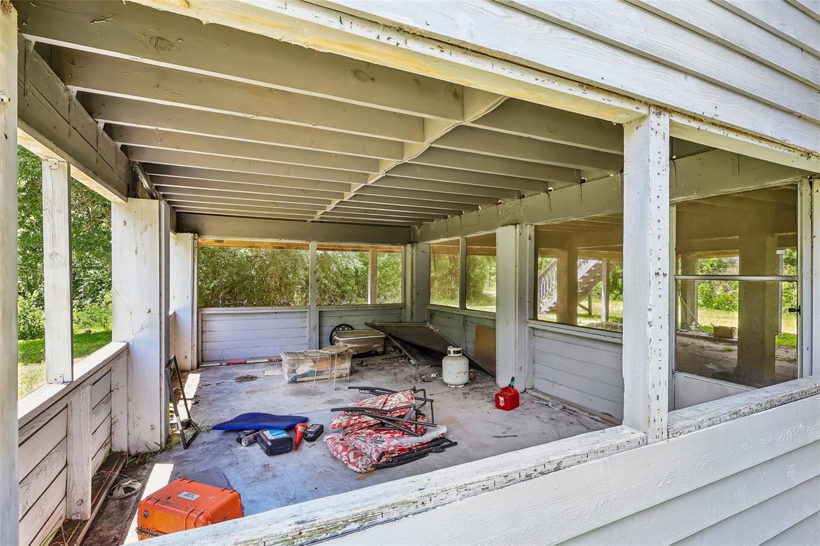 ACREAGE - Residential