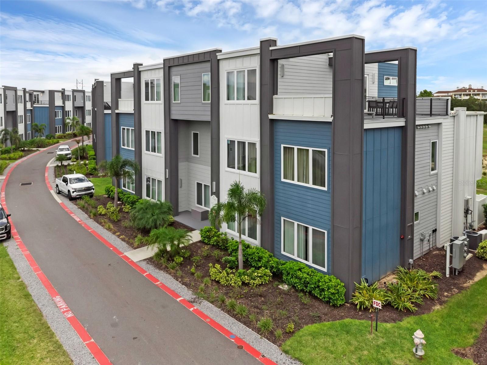 SPECTRUM AT REUNION, REUNION - Residential