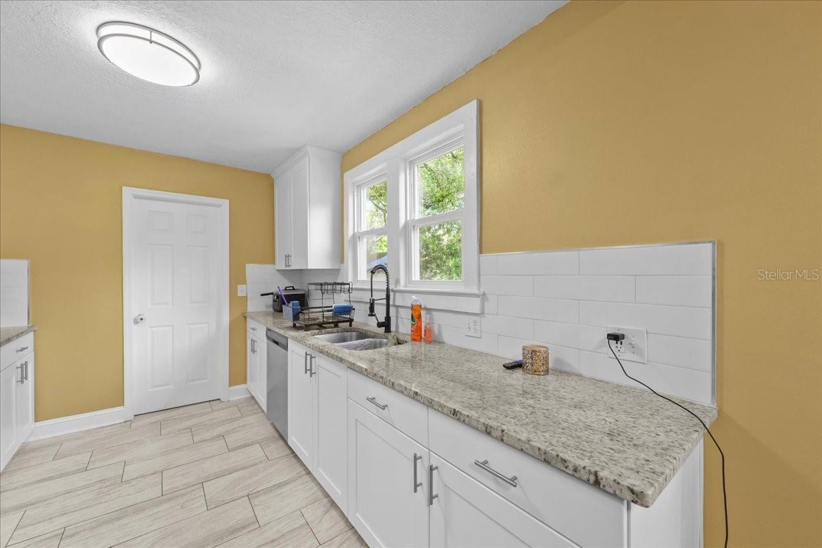 LAKE SHORE SEC 02 - Residential