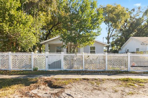 A home in TAMPA