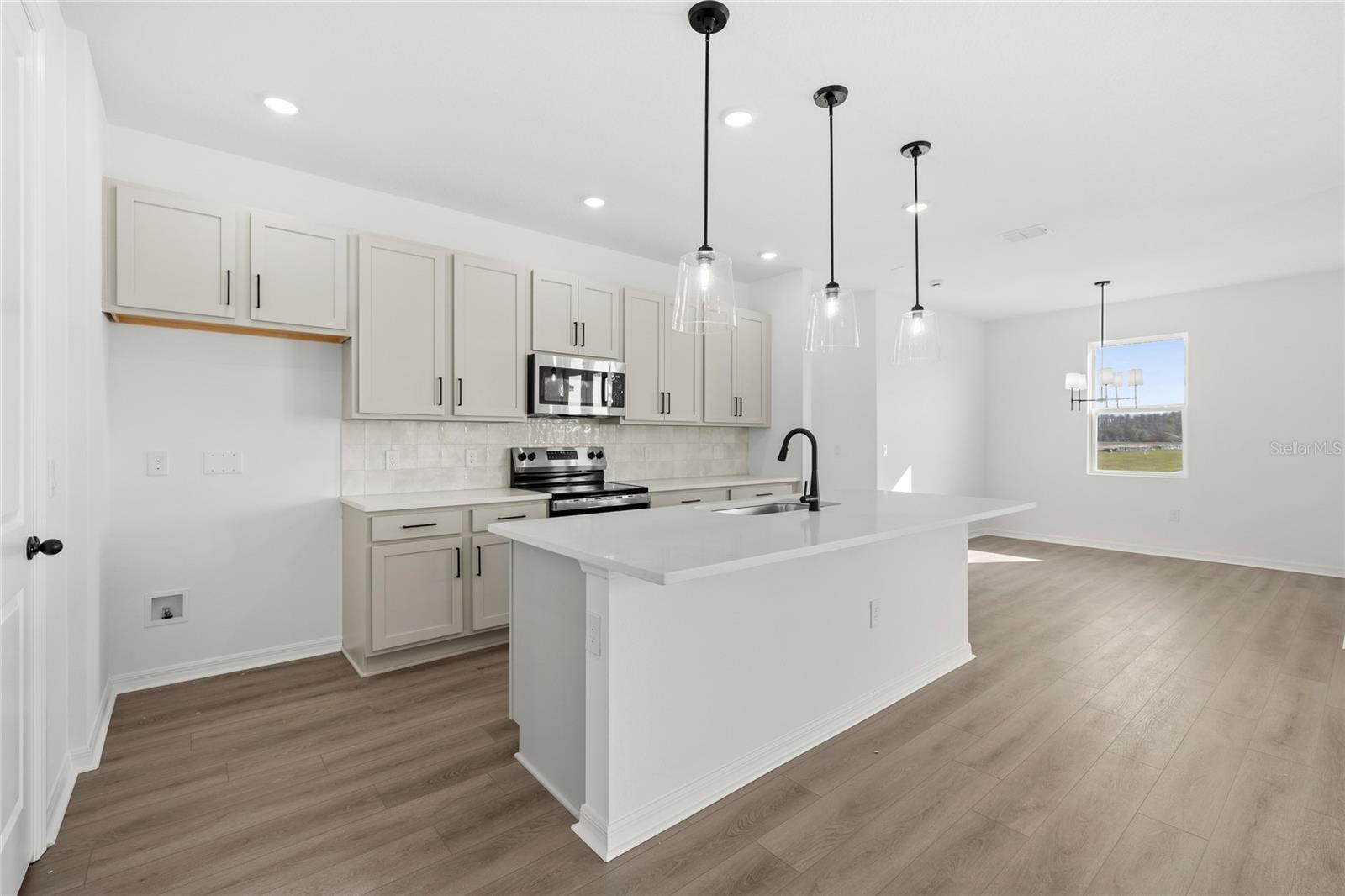 HAWKS RUN - Residential