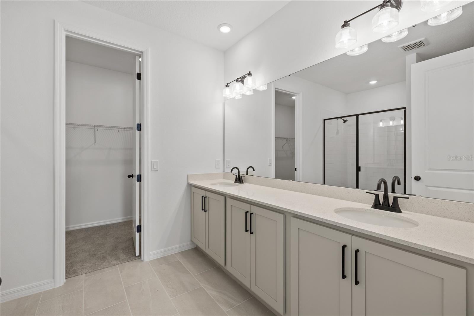 HAWKS RUN - Residential