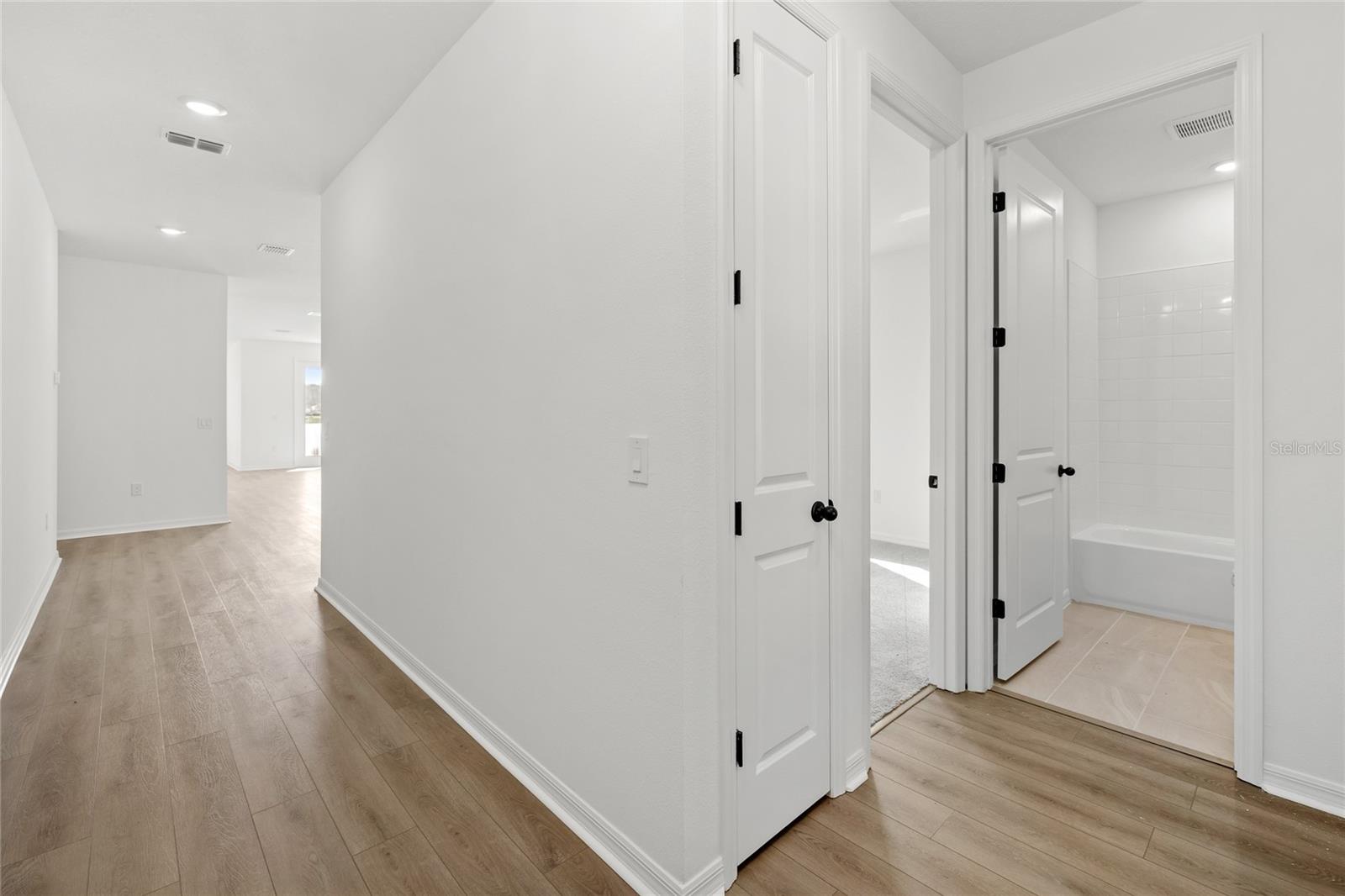 2525 BROADWING STREET