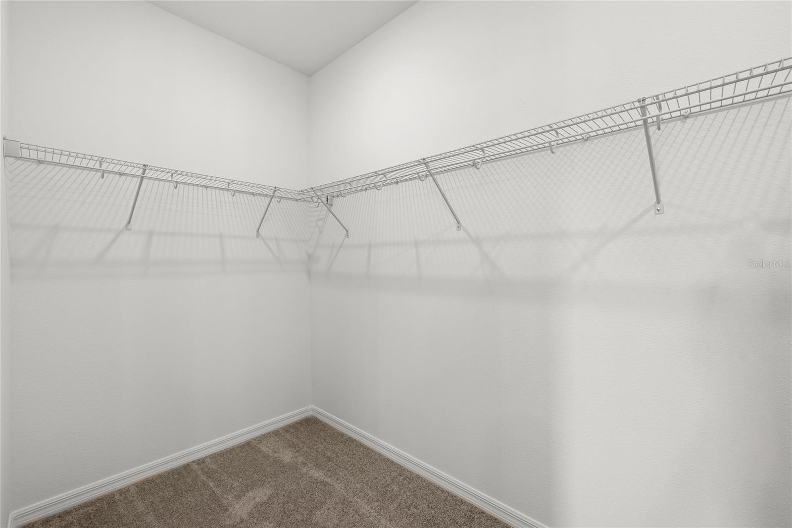 HAWKS RUN - Residential