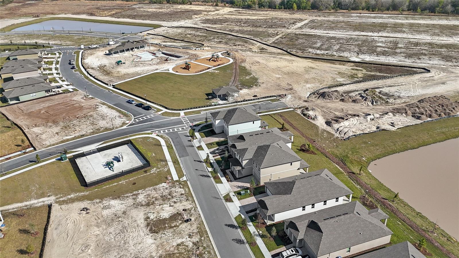 HAWKS RUN - Residential