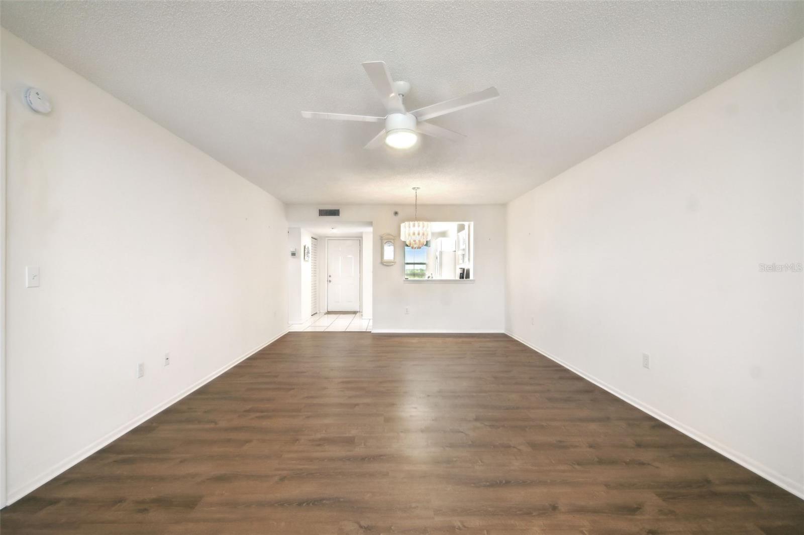 THE FAIRWAYS AT PINEBROOK CONDO - Residential