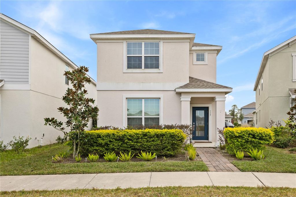 Photo of 11747 Apostrophe Alley, Orlando, FL 32832 (MLS # O6394960)