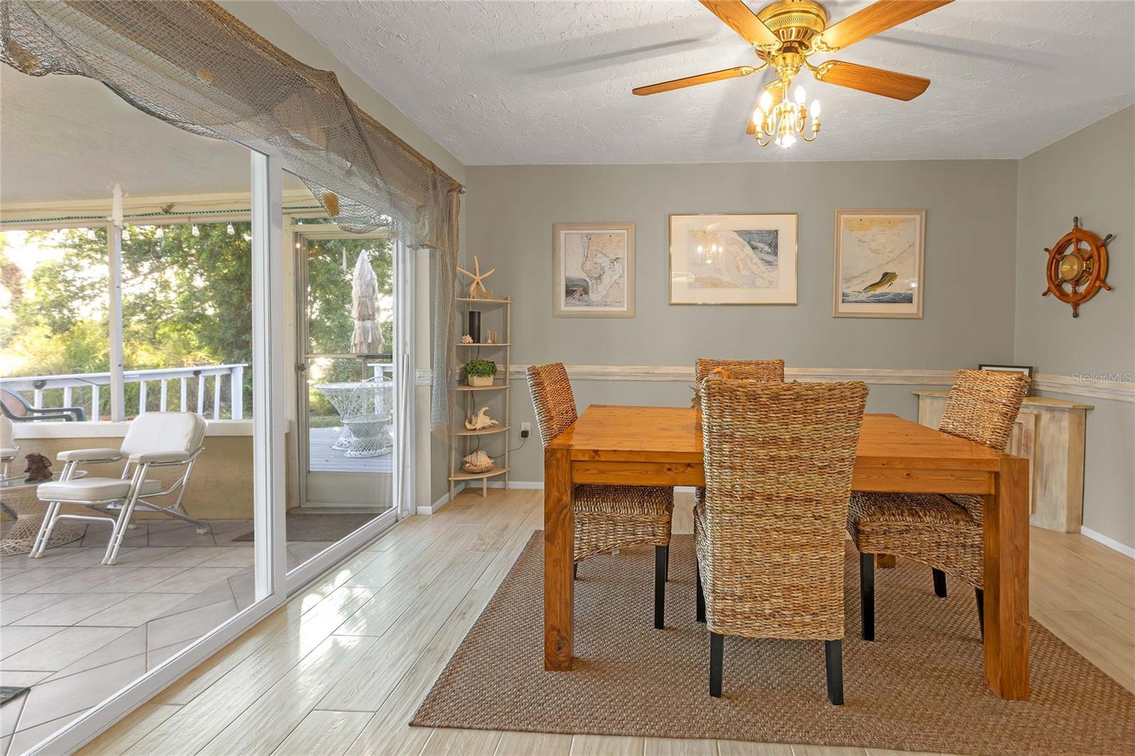 MAGNOLIA MANOR RIVER SEC - Residential