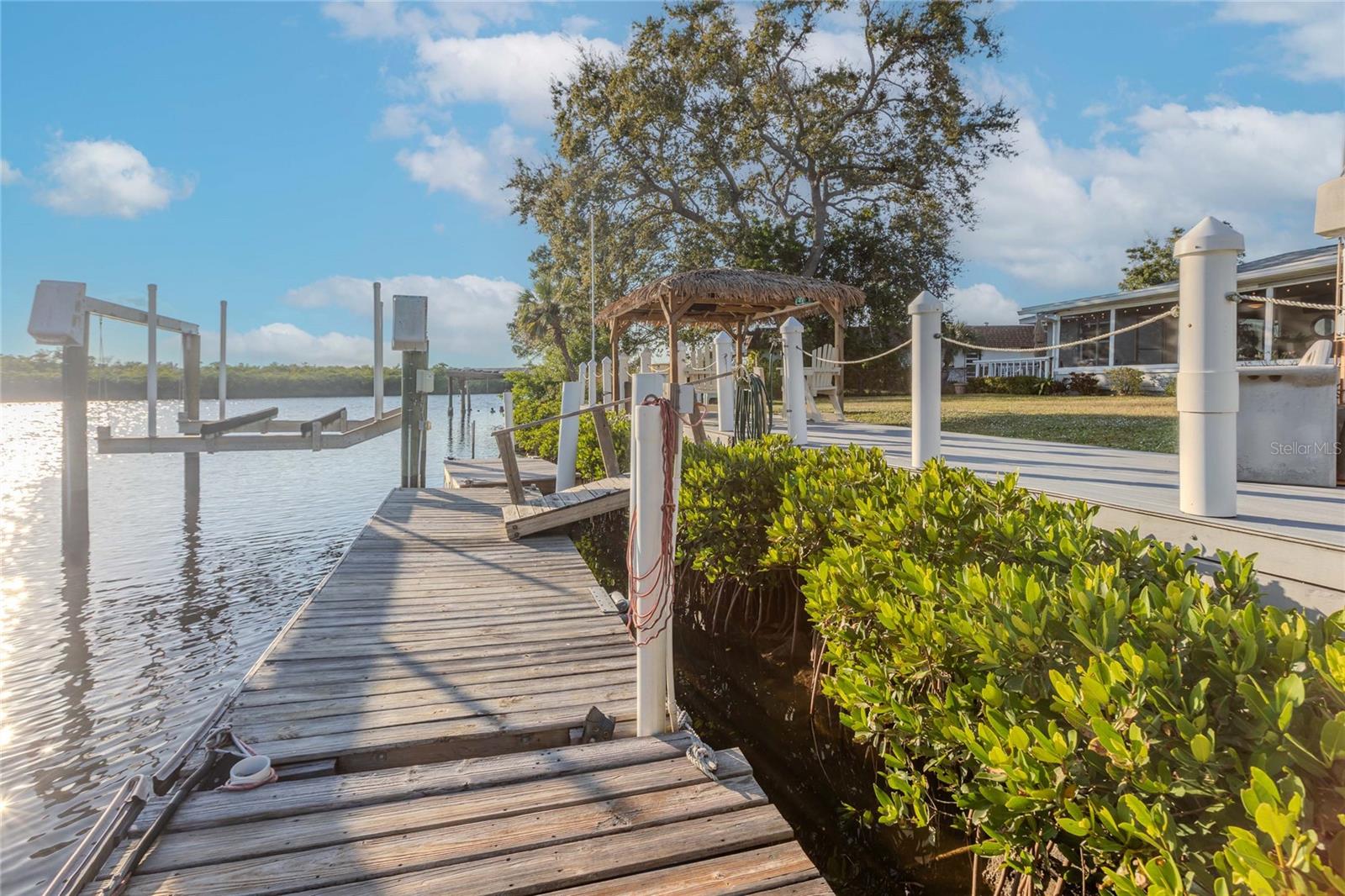 MAGNOLIA MANOR RIVER SEC - Residential