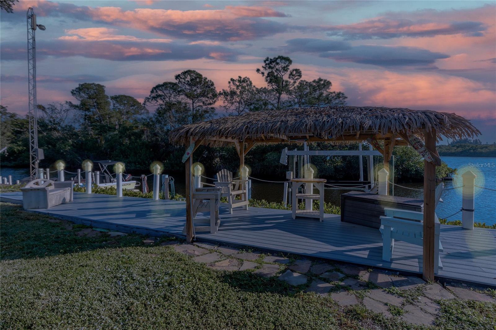 MAGNOLIA MANOR RIVER SEC - Residential