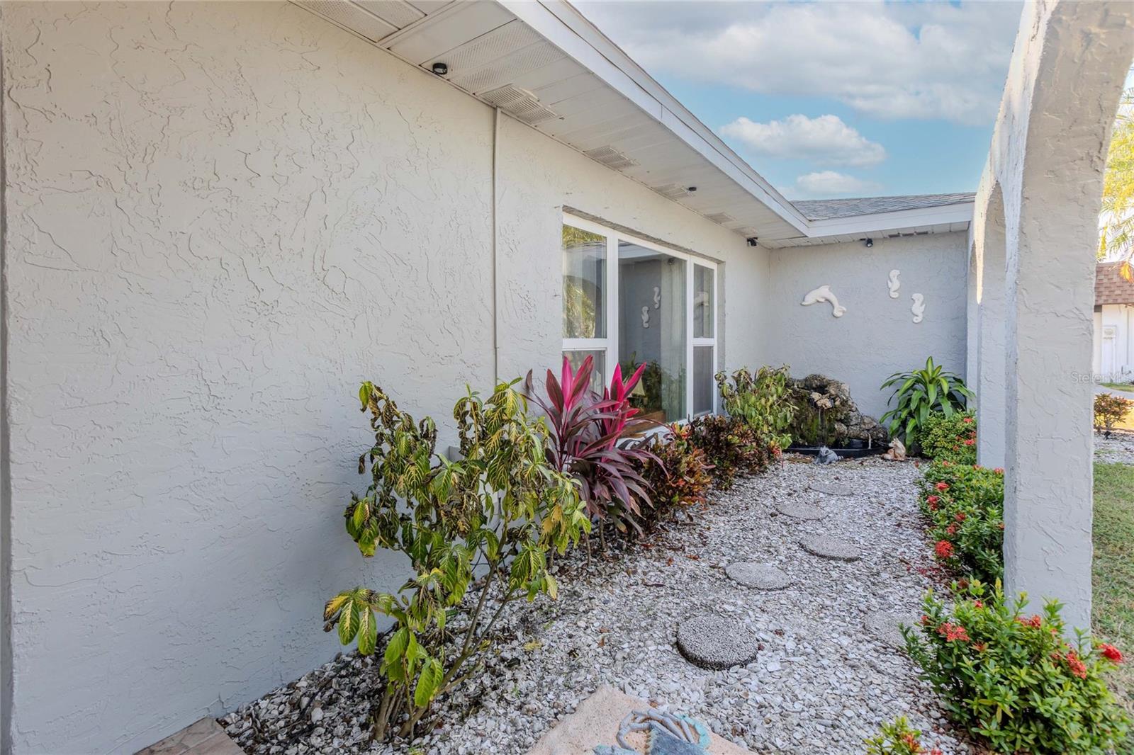 MAGNOLIA MANOR RIVER SEC - Residential