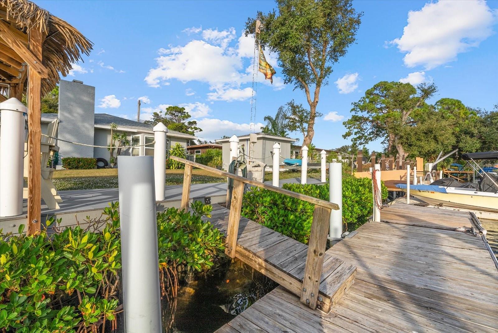 MAGNOLIA MANOR RIVER SEC - Residential