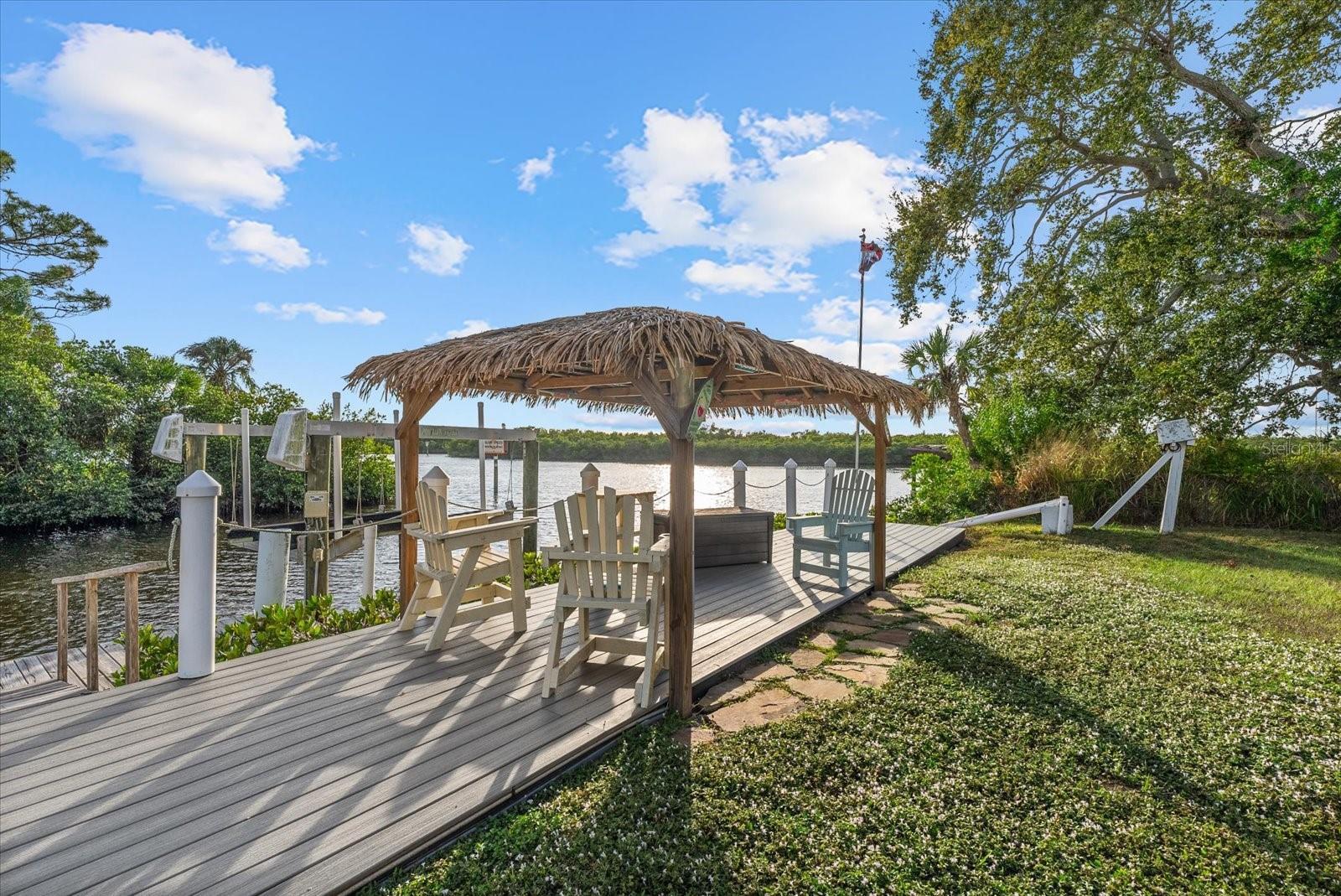 MAGNOLIA MANOR RIVER SEC - Residential