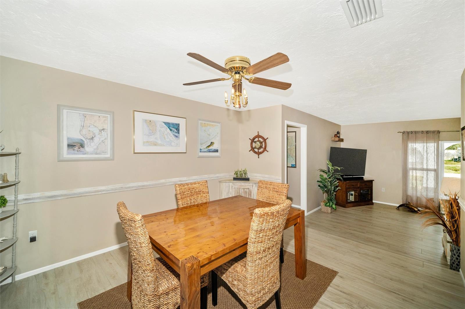 MAGNOLIA MANOR RIVER SEC - Residential