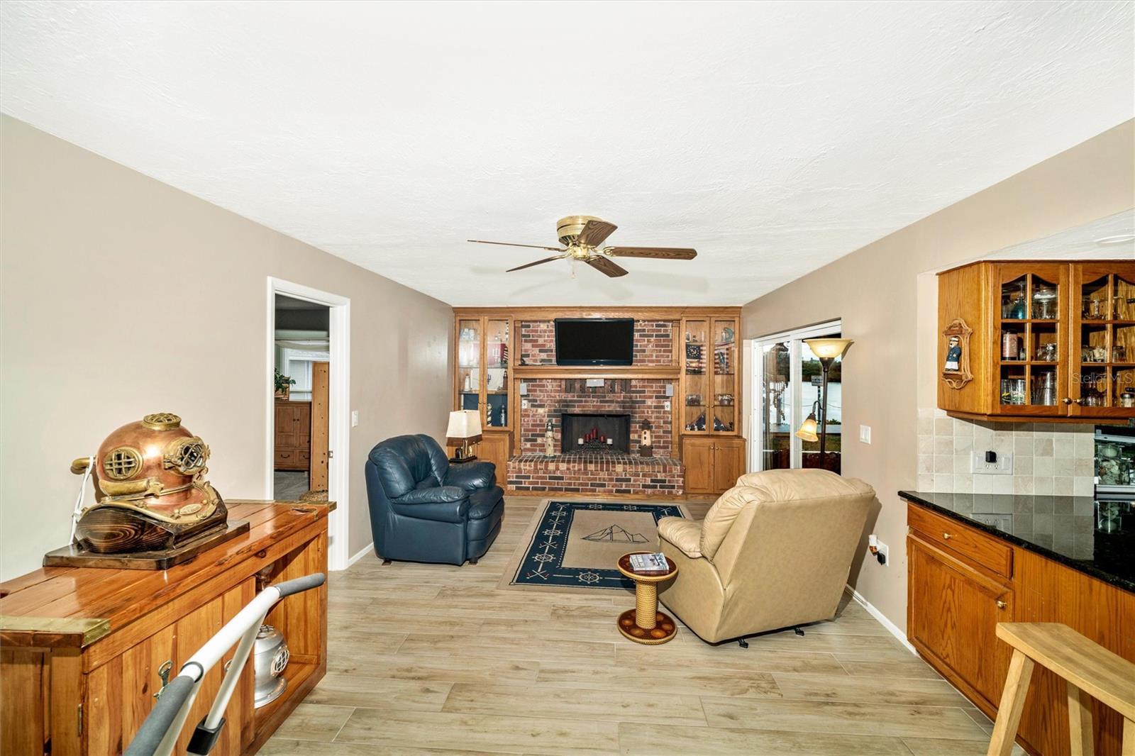 MAGNOLIA MANOR RIVER SEC - Residential