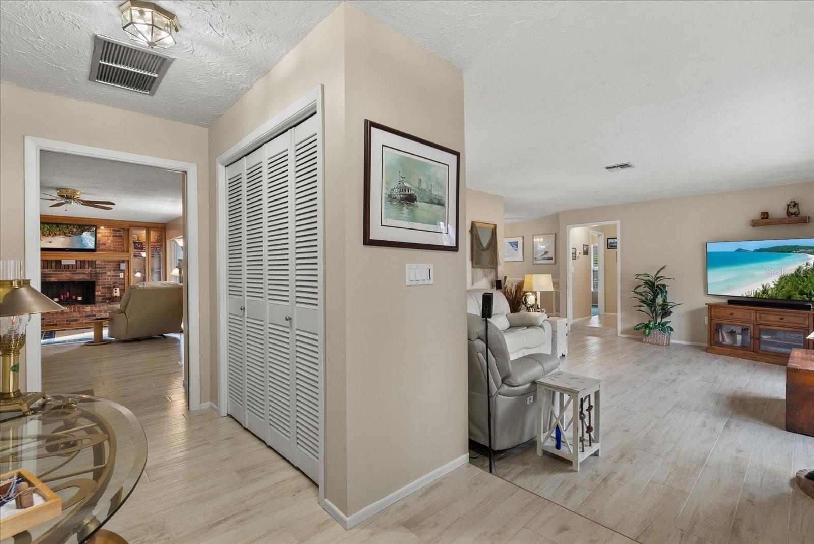 MAGNOLIA MANOR RIVER SEC - Residential