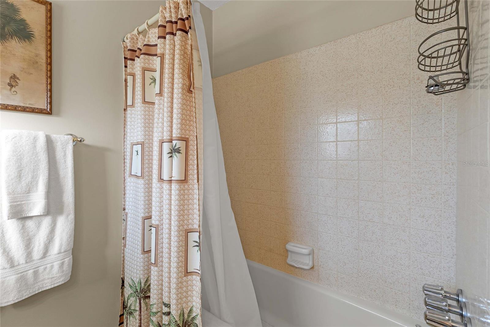 MAGNOLIA MANOR RIVER SEC - Residential