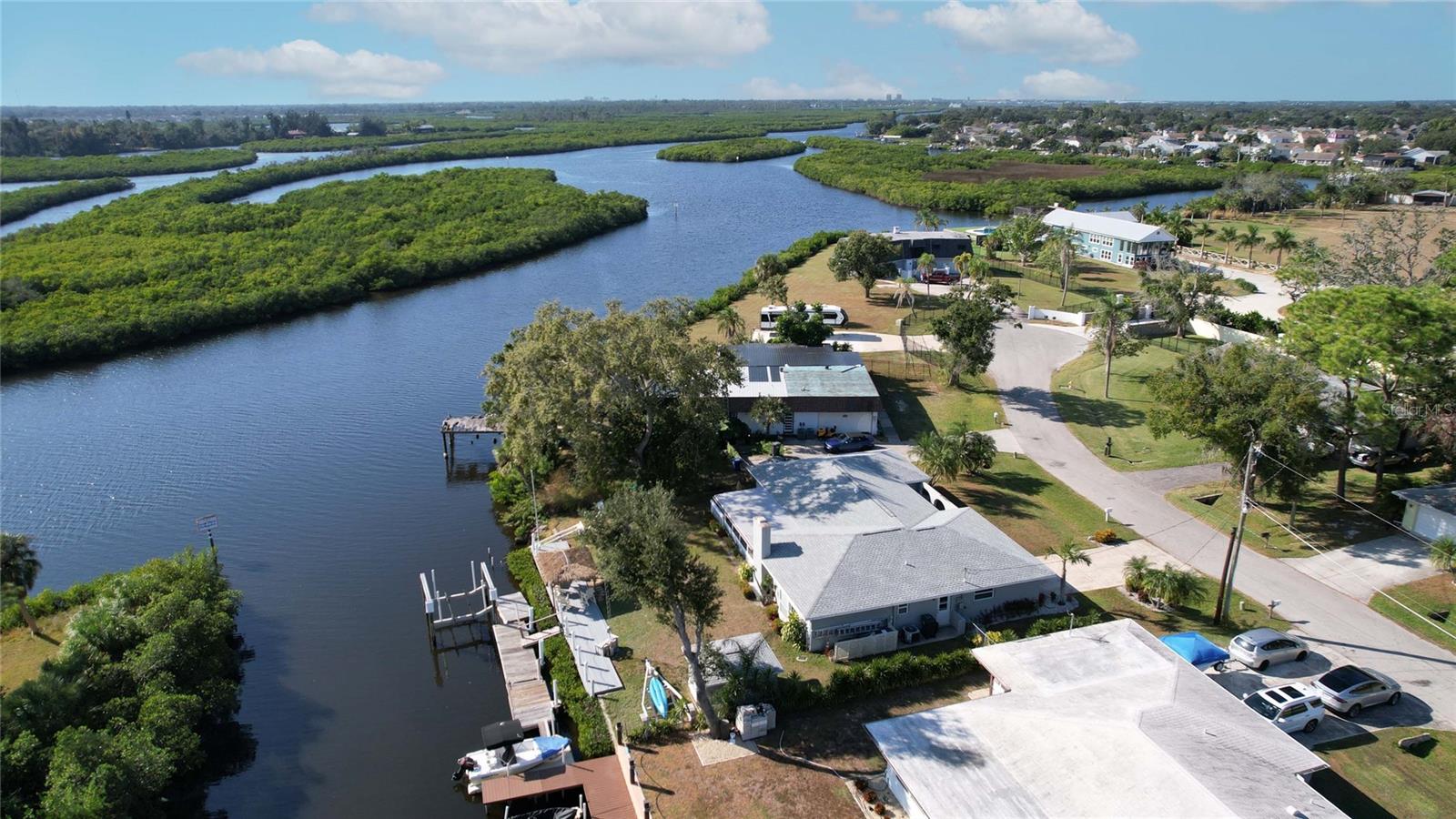 MAGNOLIA MANOR RIVER SEC - Residential