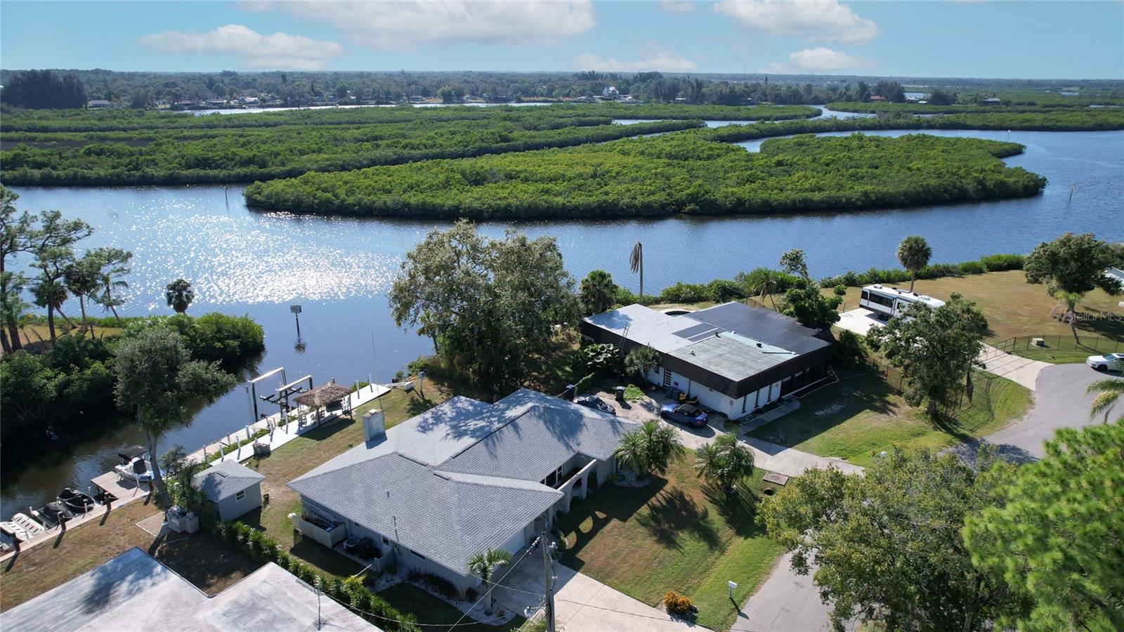 MAGNOLIA MANOR RIVER SEC - Residential