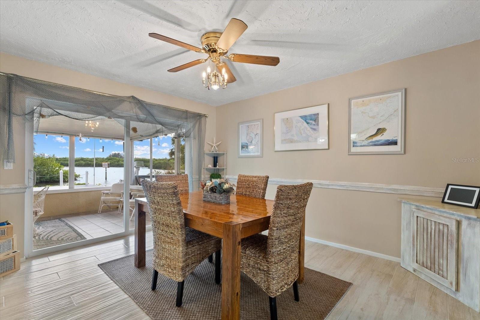 MAGNOLIA MANOR RIVER SEC - Residential