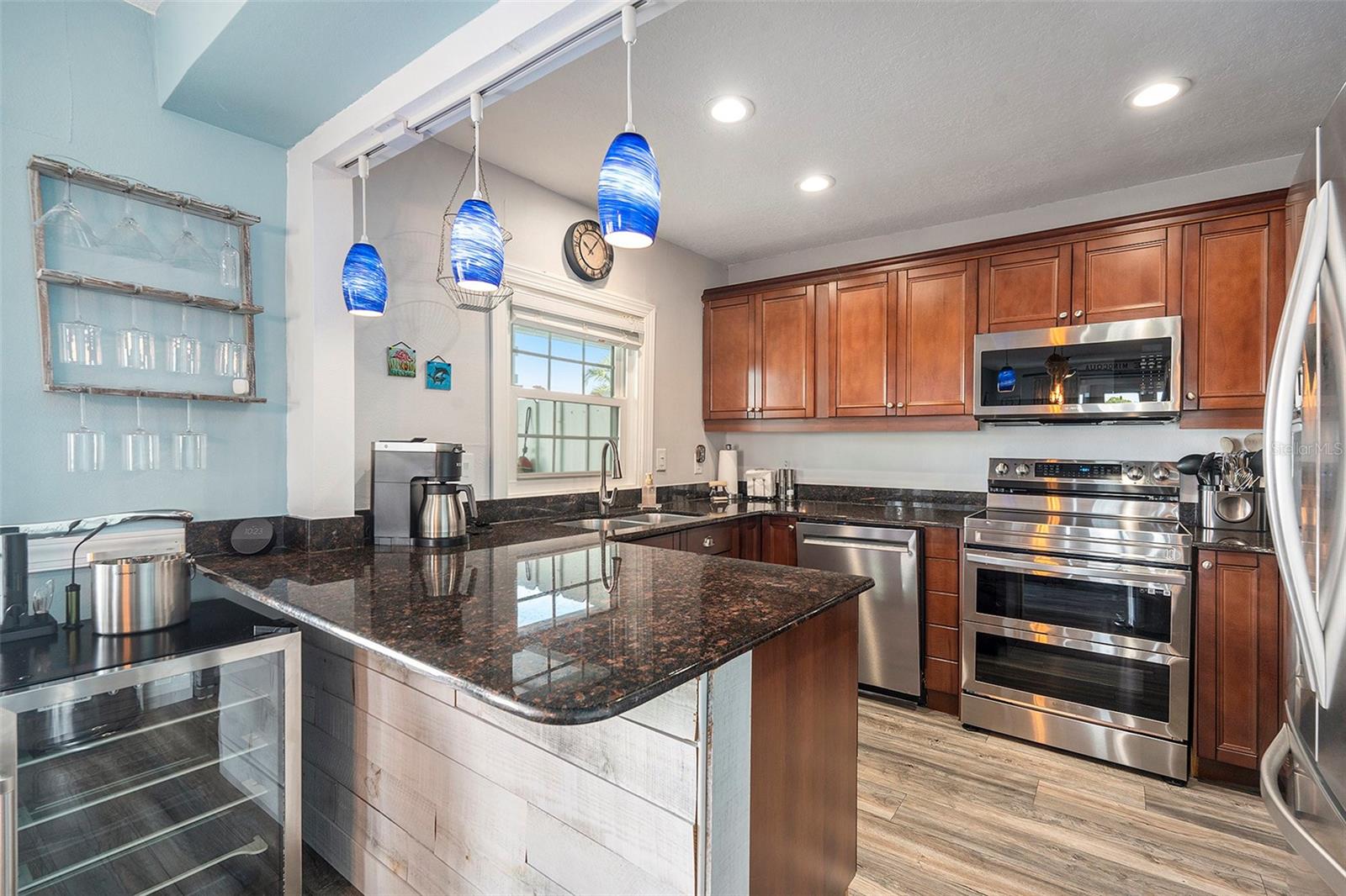 WATERSIDE AT COQUINA KEY SOUTH - Residential