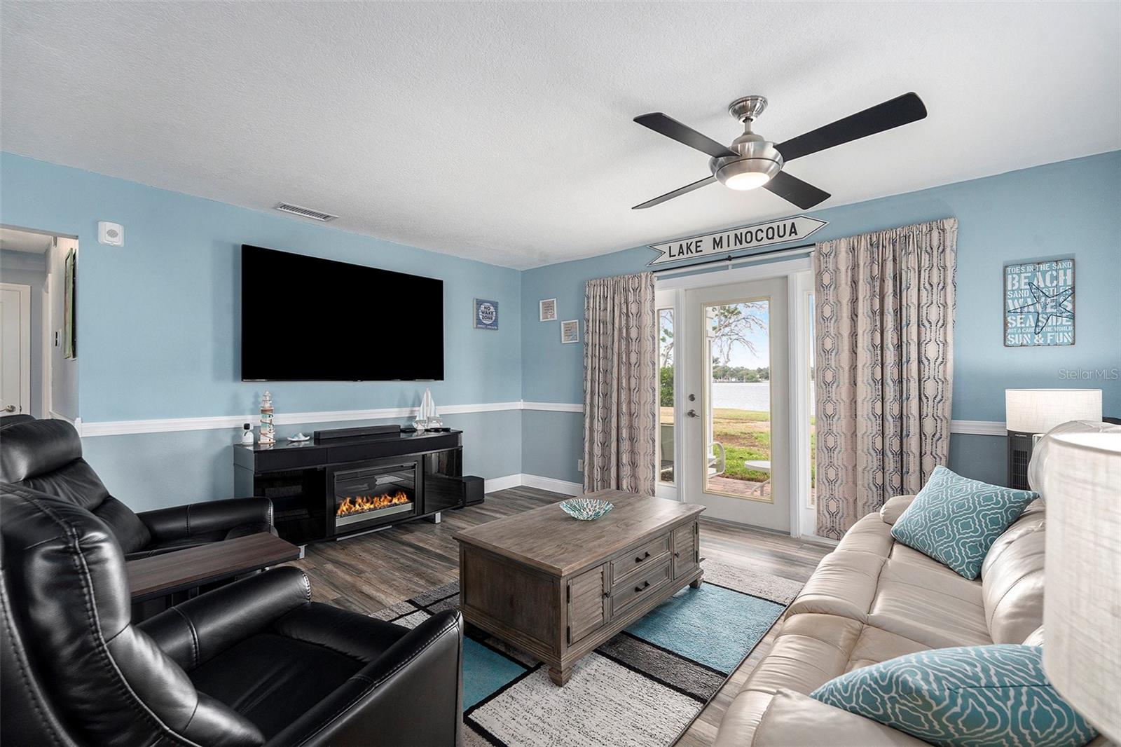 WATERSIDE AT COQUINA KEY SOUTH - Residential