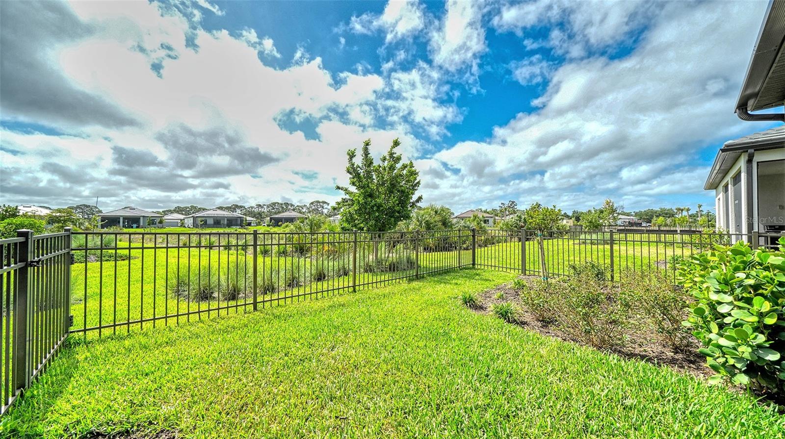 TALON PRESERVE ON PALMER RANCH - Residential