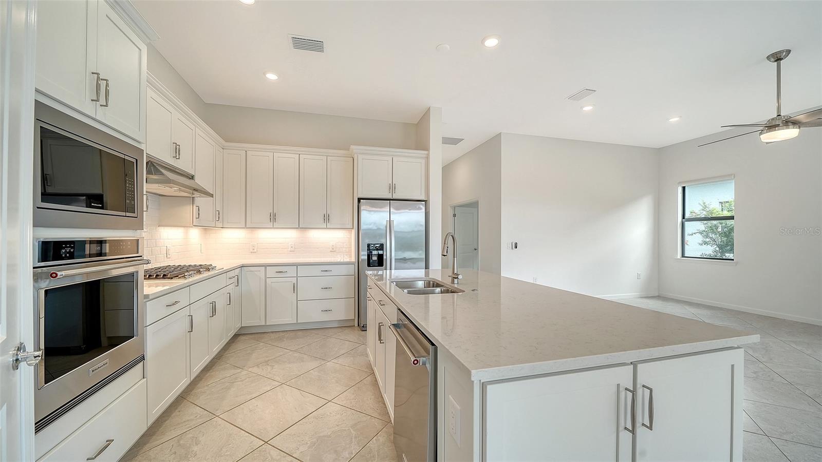 TALON PRESERVE ON PALMER RANCH - Residential