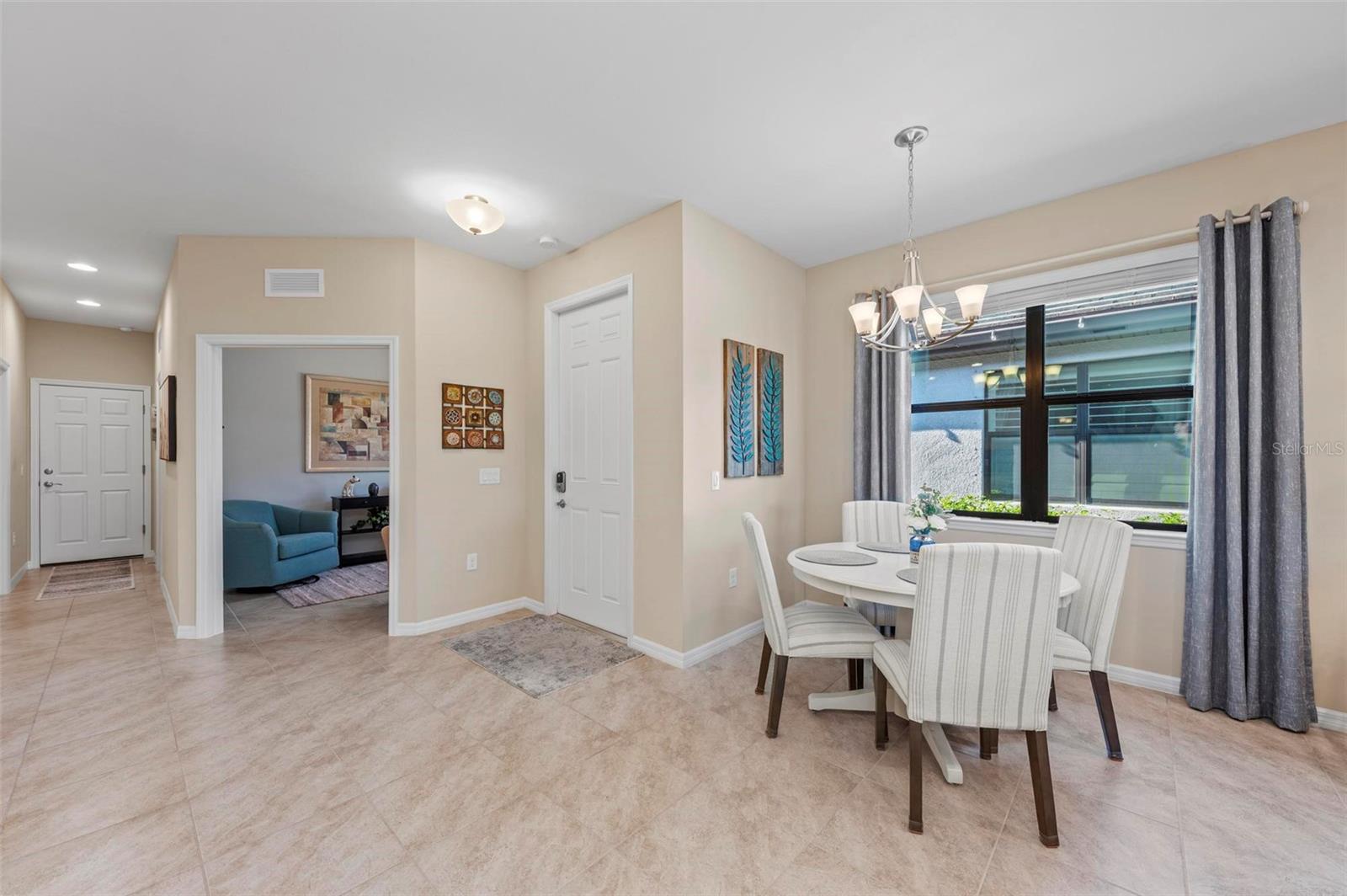 PRESERVE/WEST VLGS PH 1 - Residential Lease