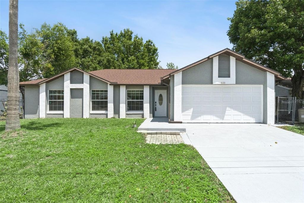 Photo of 621 N Delmonte Court, Poinciana, FL 34758 (MLS # O6400116)