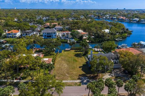 Photo of 5024 S The Riviera Street, Tampa, FL 33609 (MLS # TB8506105)