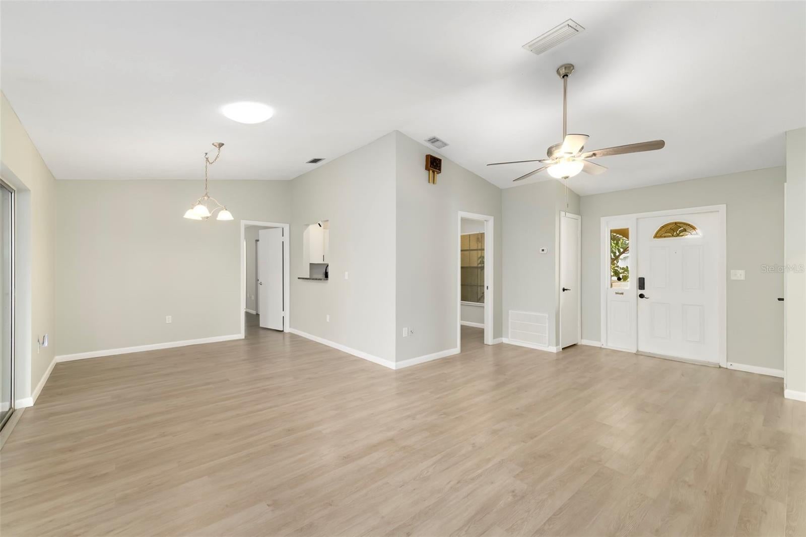 3905 SANDPOINTE DRIVE
