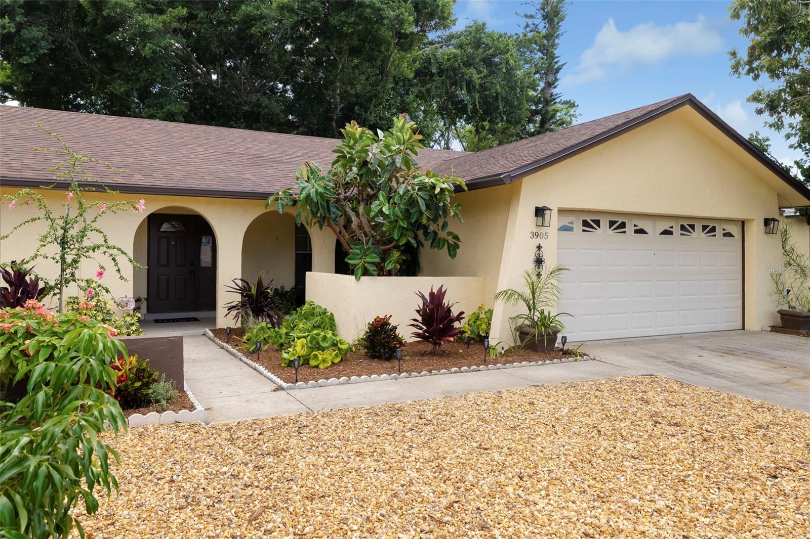 3905 SANDPOINTE DRIVE