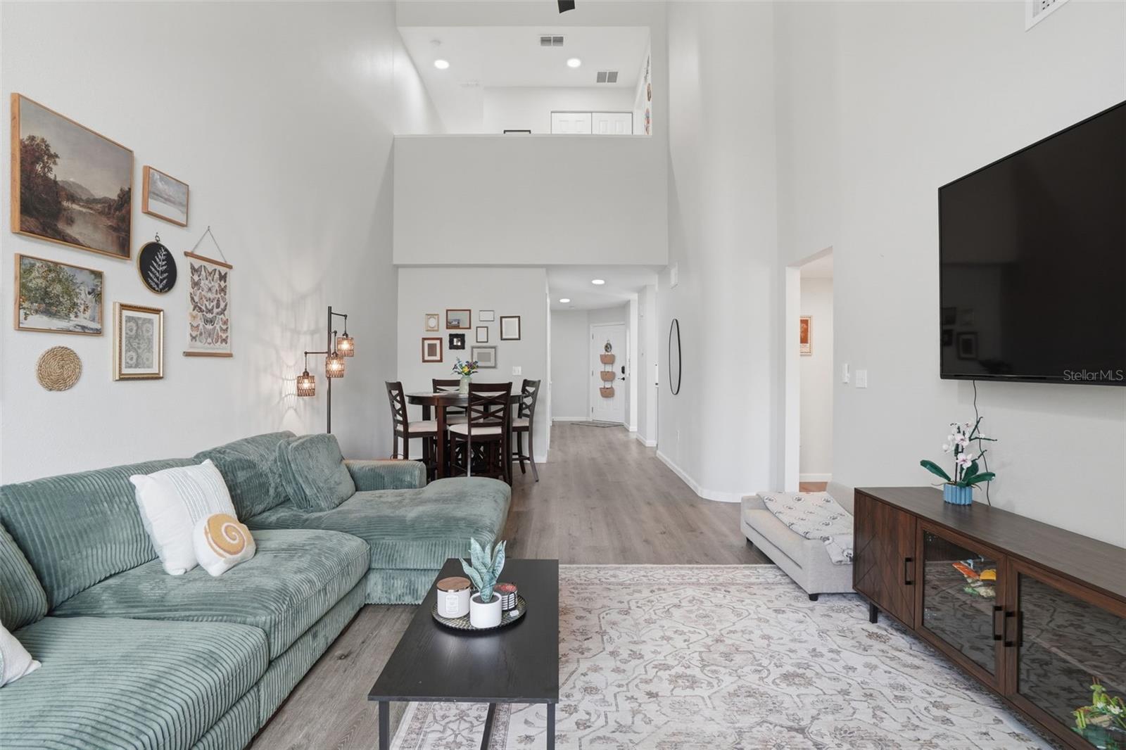 COLONIAL LANDINGS PH 05 - Residential