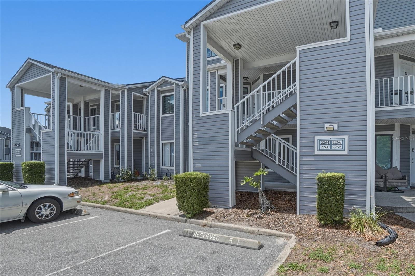 COLONIAL LANDINGS PH 05 - Residential