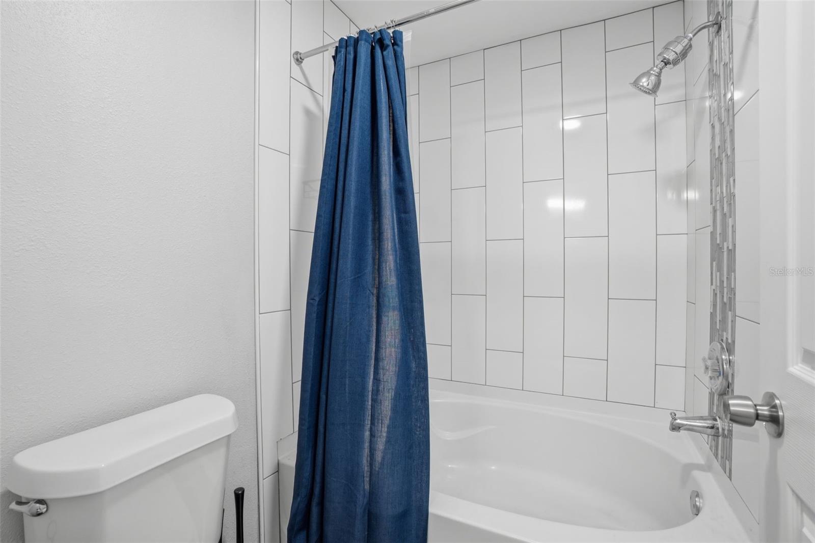 COLONIAL LANDINGS PH 05 - Residential