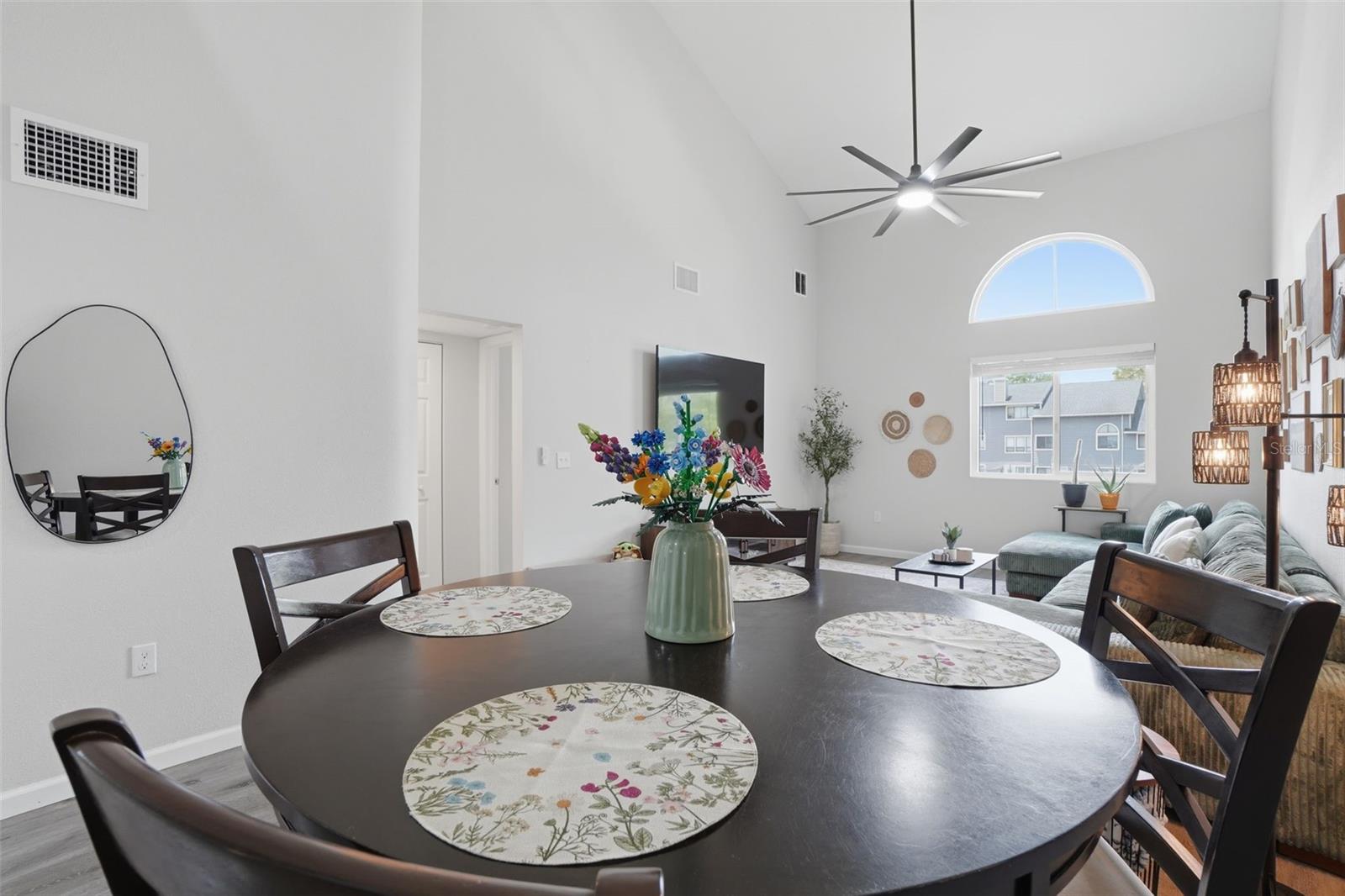 COLONIAL LANDINGS PH 05 - Residential