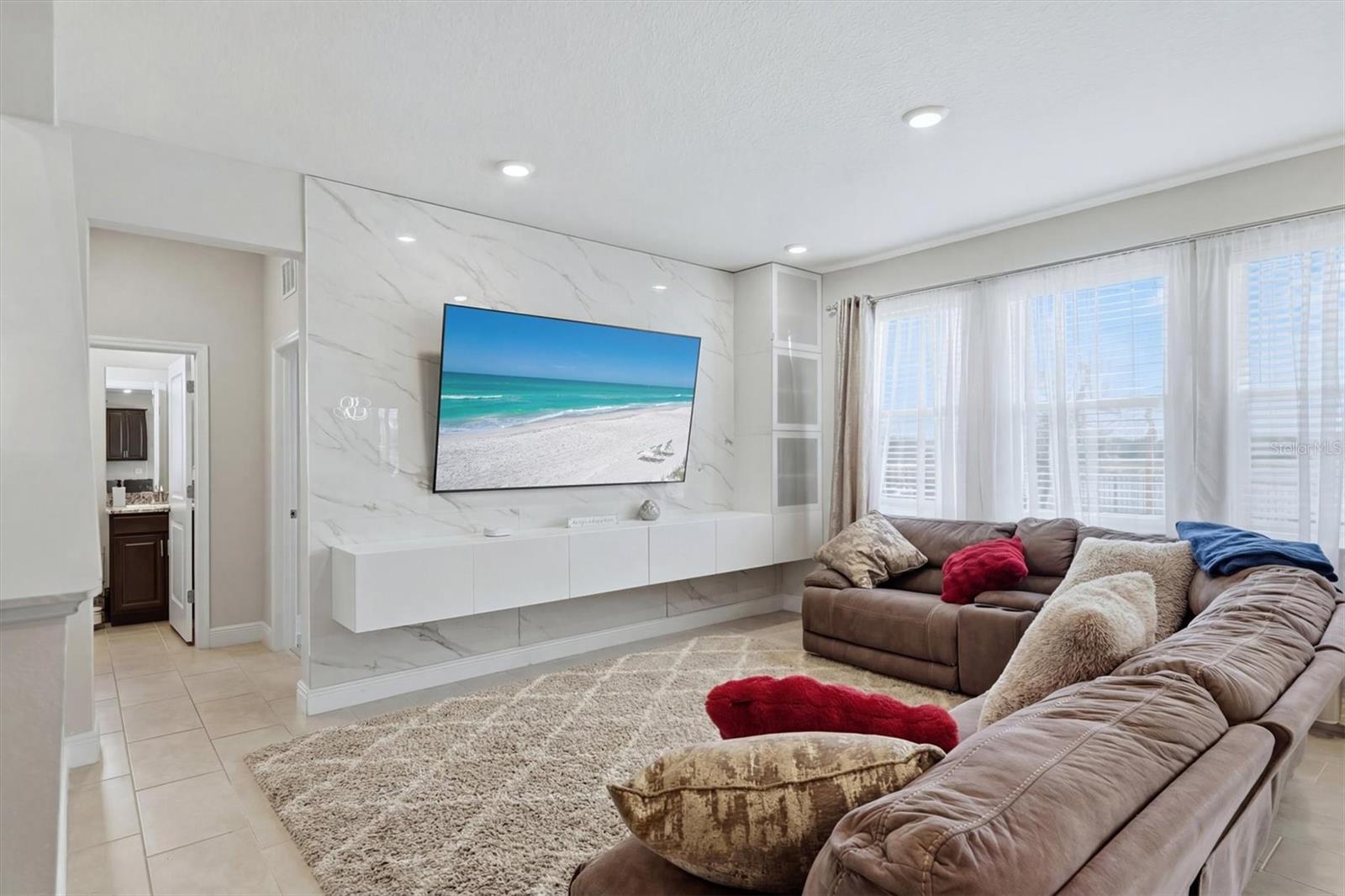 PROMENADE ESTATES PH II - Residential