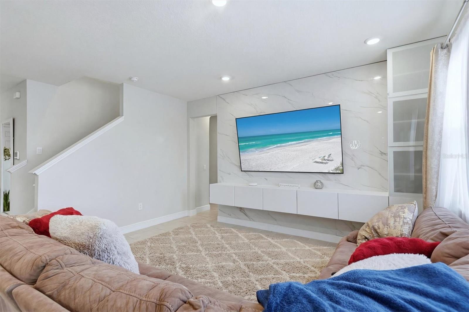 PROMENADE ESTATES PH II - Residential