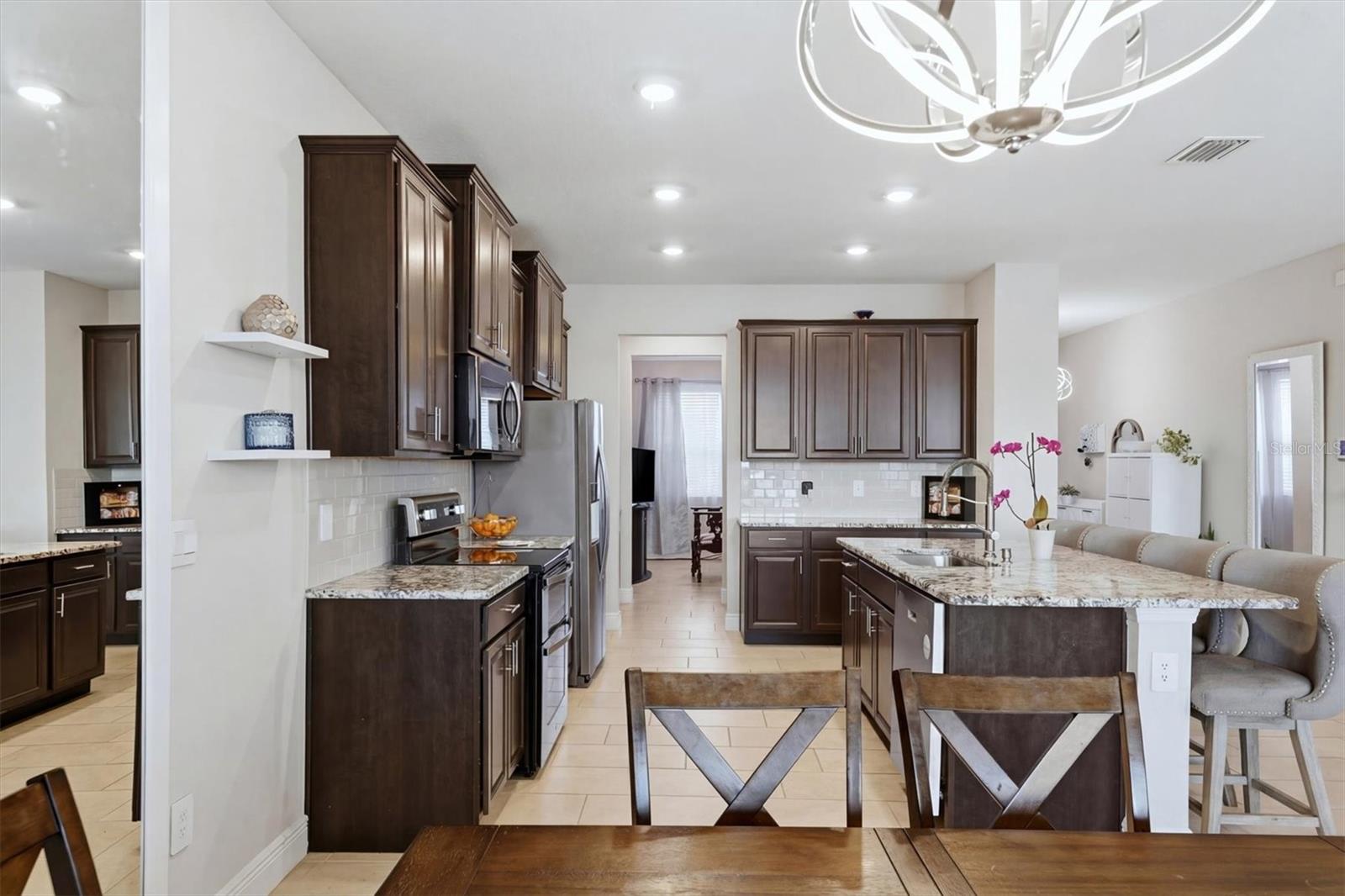 PROMENADE ESTATES PH II - Residential