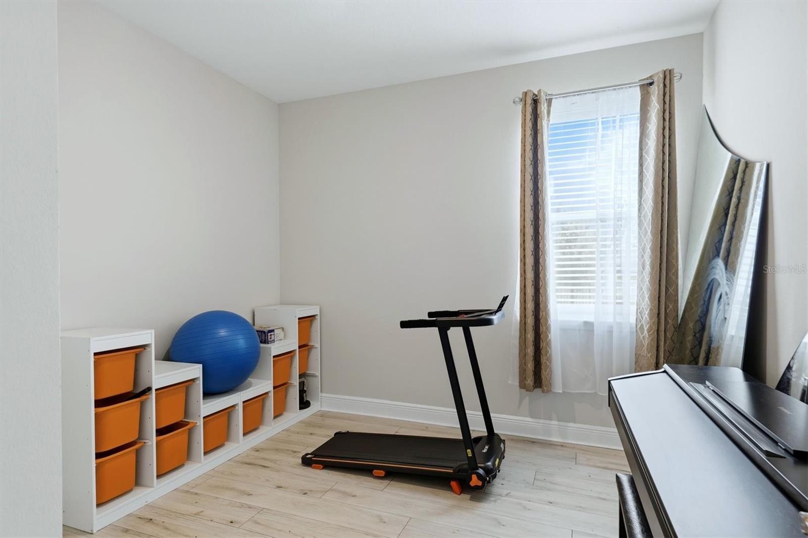 PROMENADE ESTATES PH II - Residential