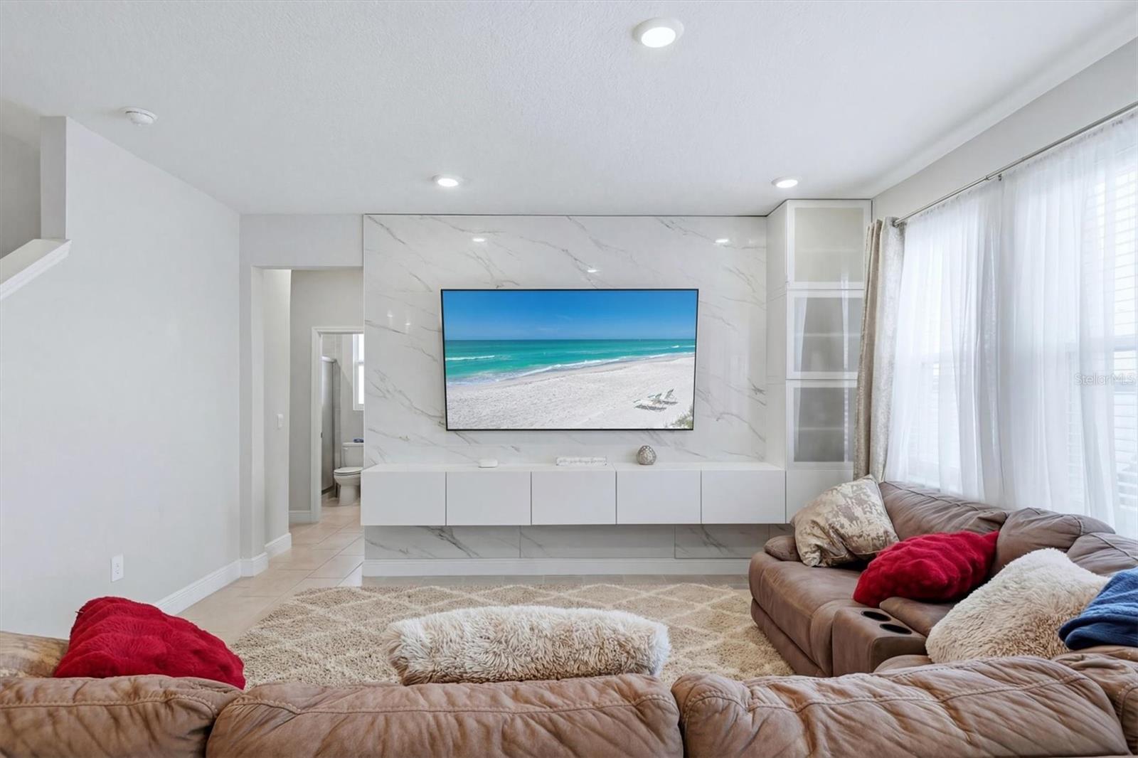 PROMENADE ESTATES PH II - Residential